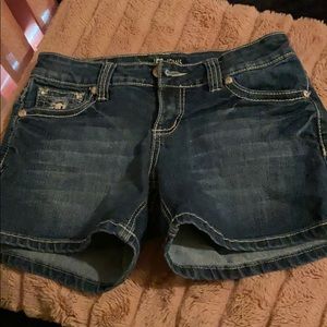 Short Jeans